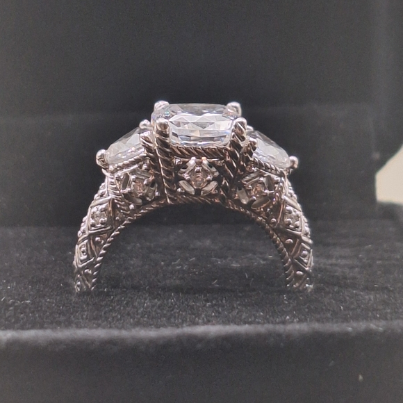 Judith Ripka 19.32ctw Bella Luce Sterling Silver Cz Cocktail Ring – Size 6 - Picture 12 of 14